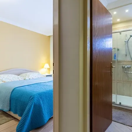 Neda -vantacici Malinska Apartment
